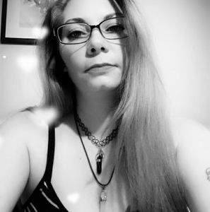 Meet your Posher, Jillian